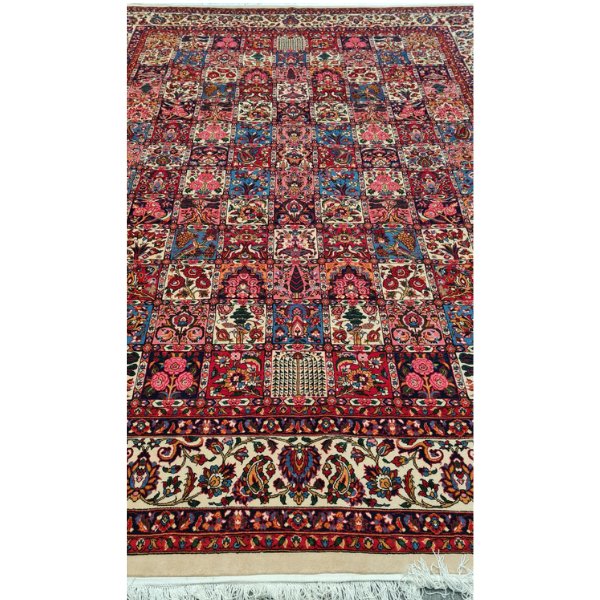 فرش دستباف بختیاری طرح خشتی