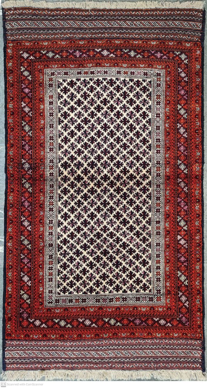 بلوچ کف ابریشم